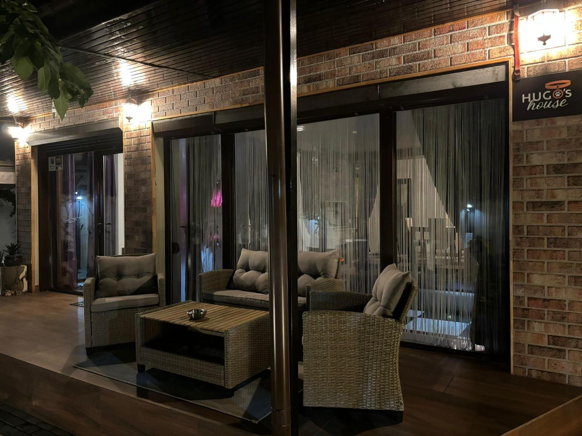 Hugo'S House Villa Costinesti Luaran gambar